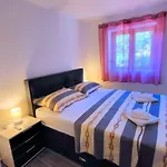 Manda Apartament *