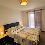 Manda Apartament