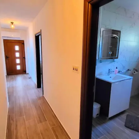 Manda Apartment