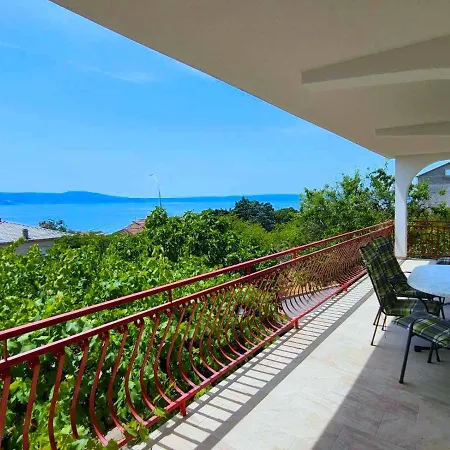 Manda Apartment