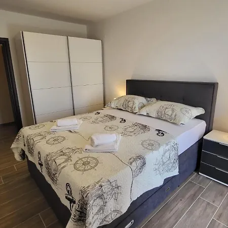Manda Apartment