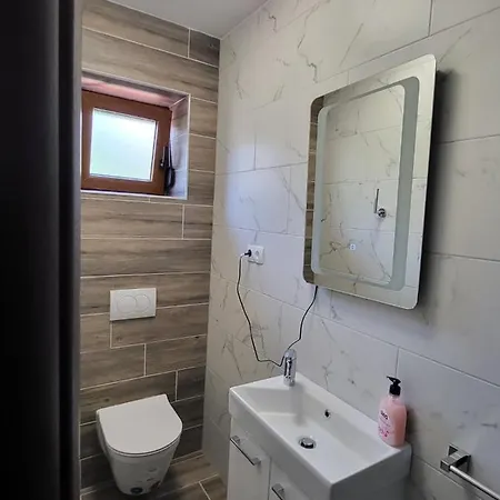 Manda * Novi Vinodolski