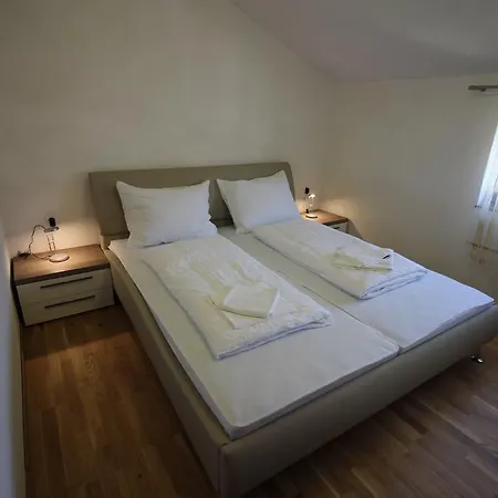 Manda Novi Vinodolski