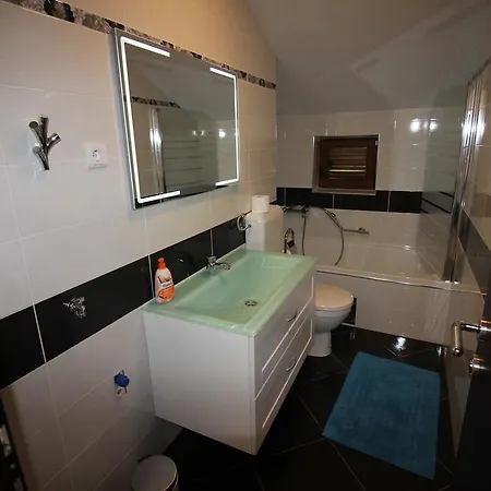 Apartment Manda Novi Vinodolski