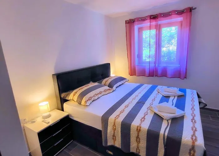 Manda Apartmán *