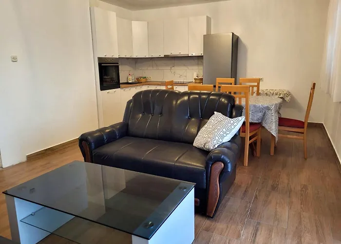 Manda Apartmán